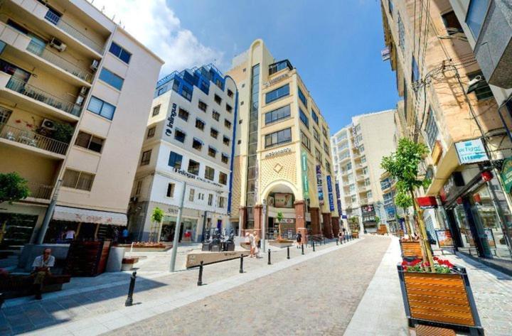 Deluxe Apartment With Valletta And Harbour Views Слима Екстериор снимка