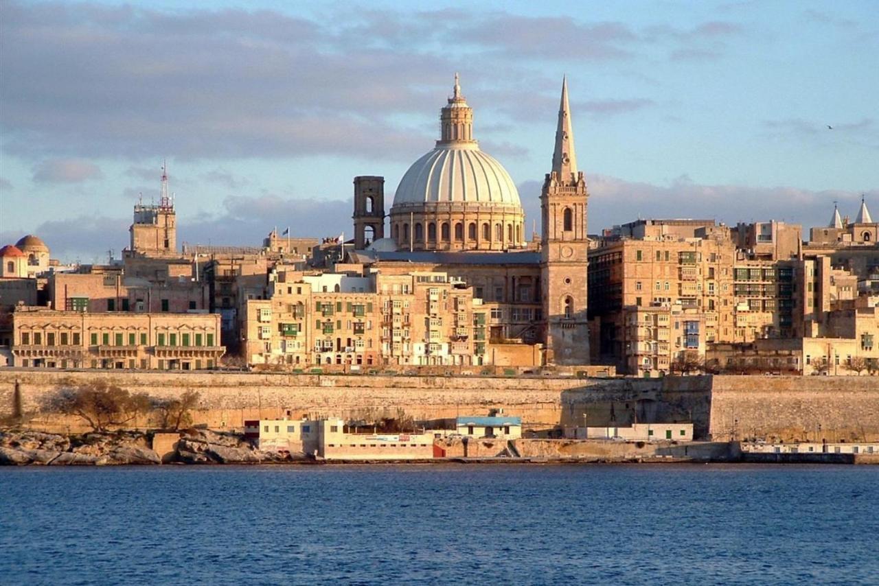Deluxe Apartment With Valletta And Harbour Views Слима Екстериор снимка